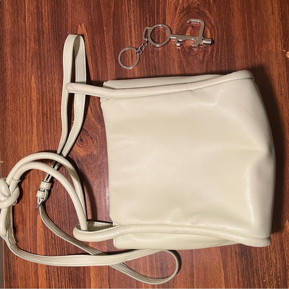 Mint Green colored crossbody purse!